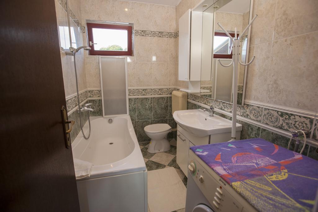 Apartments Villa Ban โรวีน ภายนอก รูปภาพ