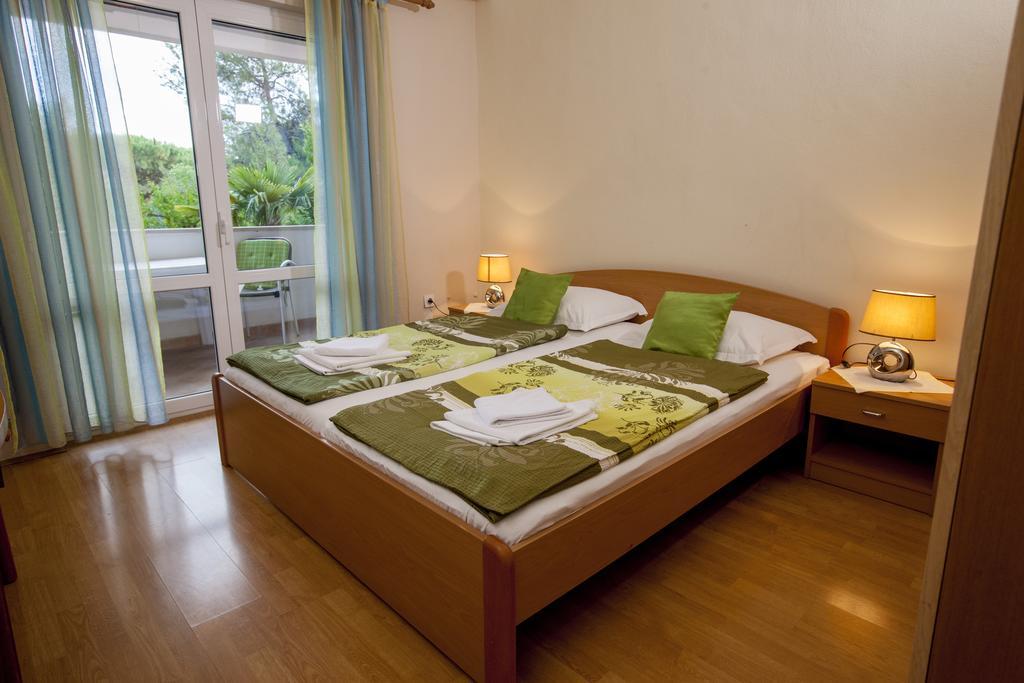 Apartments Villa Ban โรวีน ภายนอก รูปภาพ